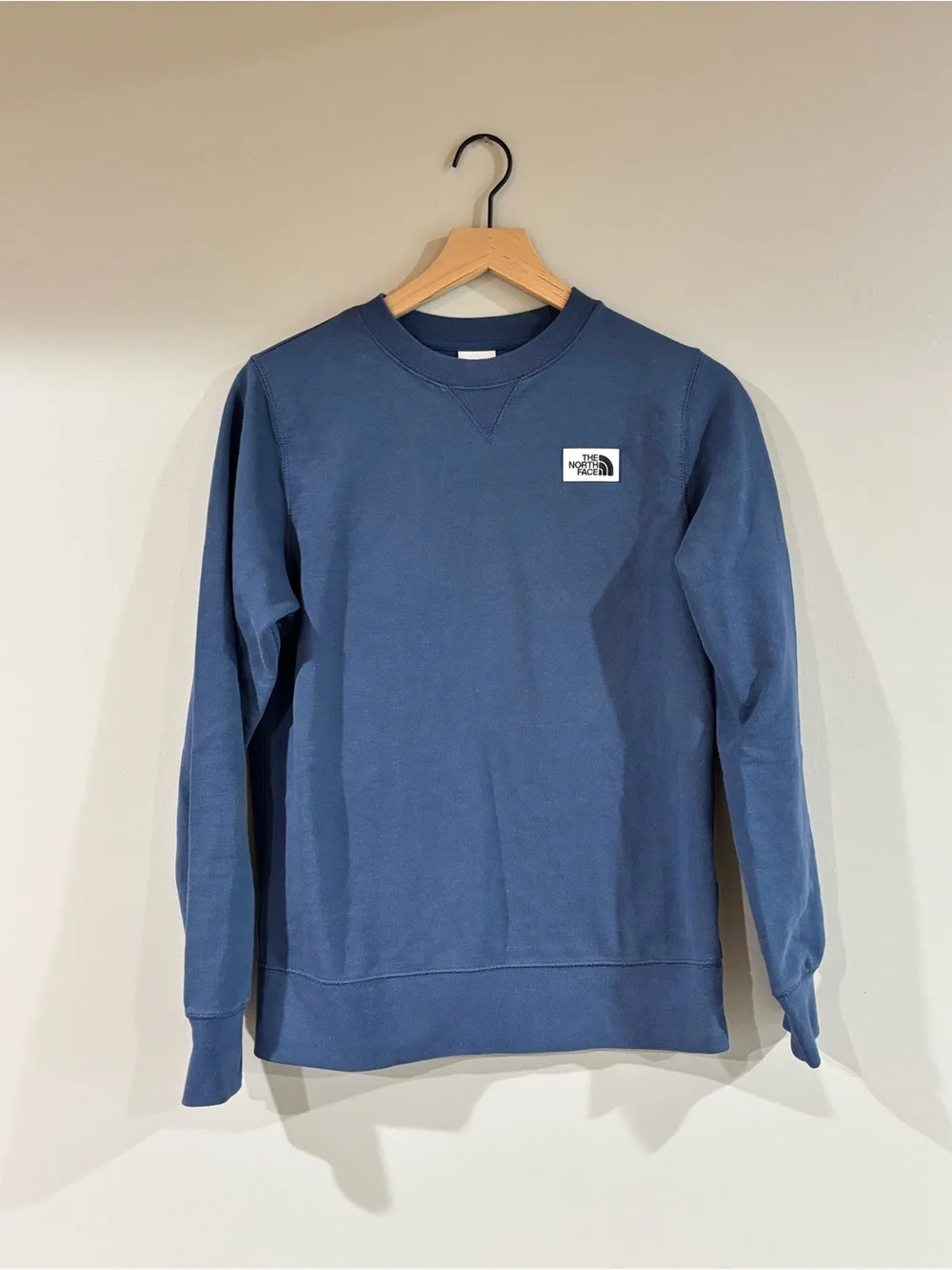 The North Face Navy Crewneck Sweatshirt Medium